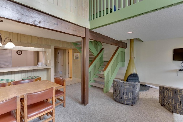 Stony Court at Bryce Mountain by Capital Vacations image 6
